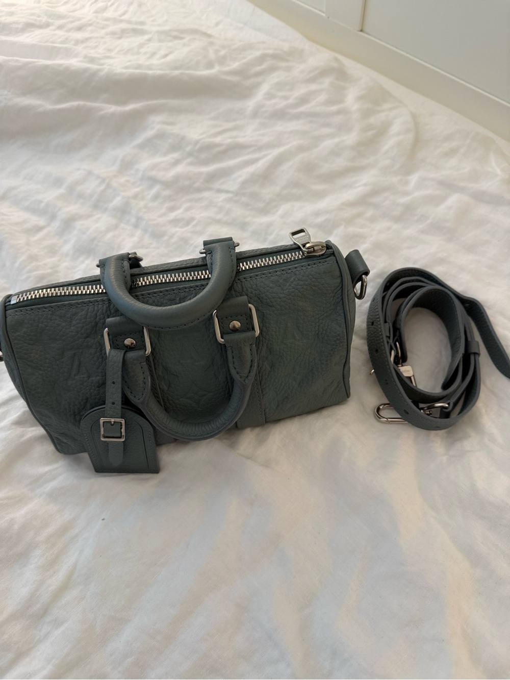 Louis Vuitton Monogram Taurillon Keepall Bandouliere 25 Misty Lake Green